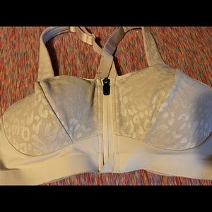 Victoria’s Secret sports bra 38C
